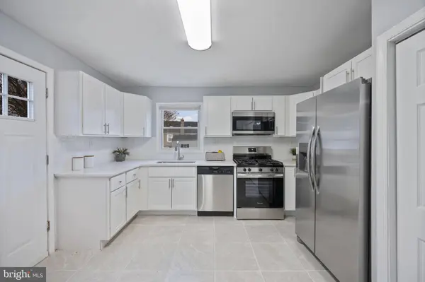 511 RIVERSIDE DR, Baltimore, MD 21221