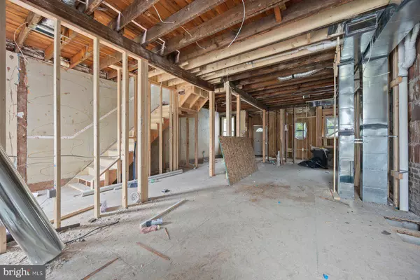 2906 VIOLET AVE, Baltimore, MD 21215