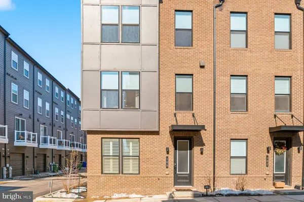 100 GLASS LN, Baltimore, MD 21230