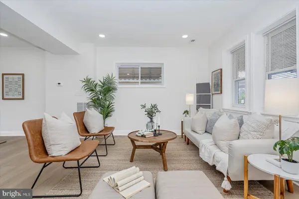 5412 CLOVER RD, Baltimore, MD 21215