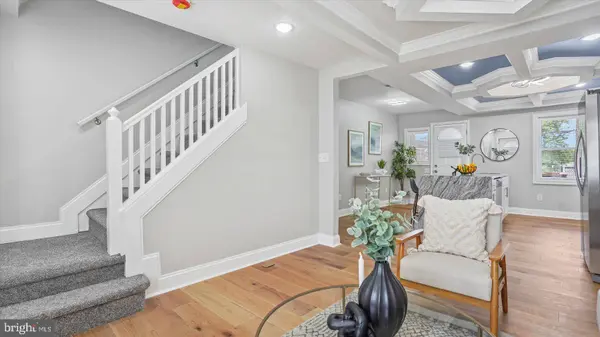 102 UPMANOR RD, Baltimore, MD 21229