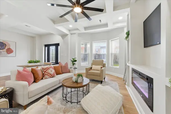 2424 W LANVALE ST, Baltimore, MD 21216