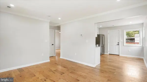 40 TRANSVERSE AVE, Middle River, MD 21220