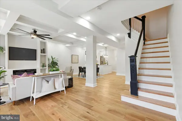 2424 W LANVALE ST, Baltimore, MD 21216