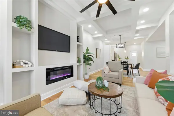 2424 W LANVALE ST, Baltimore, MD 21216