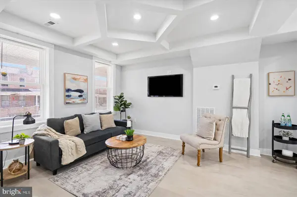 2044 RUXTON AVE, Baltimore, MD 21216