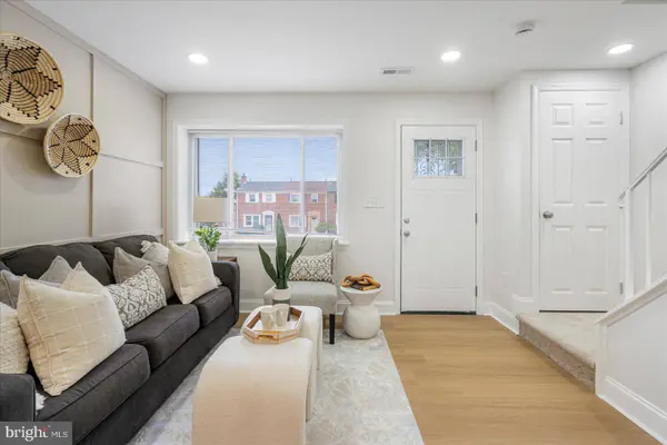 606 CHARRAWAY RD, Baltimore, MD 21229