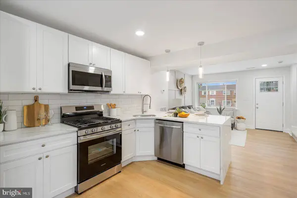 606 CHARRAWAY RD, Baltimore, MD 21229