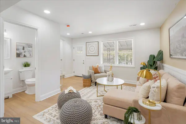 832 WILDWOOD PKWY, Baltimore, MD 21229