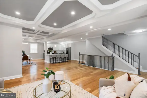 3020 VIRGINIA AVE, Baltimore, MD 21215