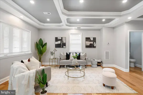 3020 VIRGINIA AVE, Baltimore, MD 21215