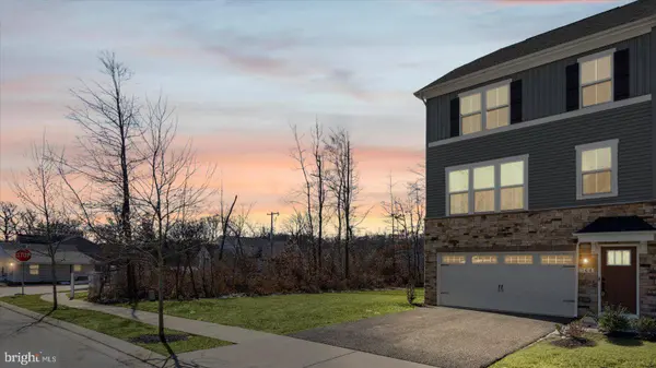 564 KATHERINE AVE, Baltimore, MD 21221