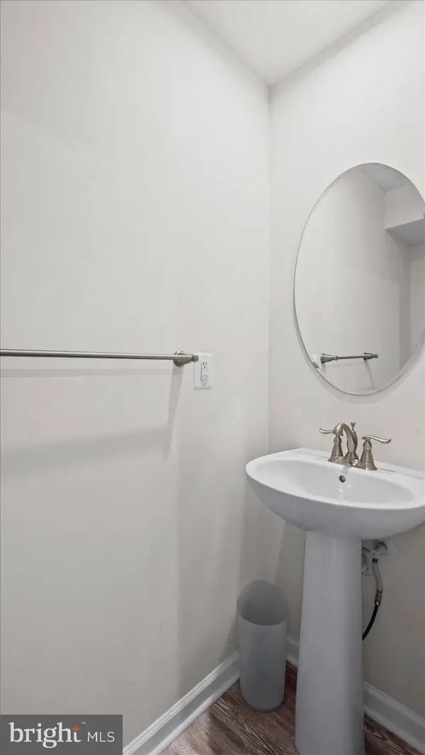 564 KATHERINE AVE, Baltimore, MD 21221