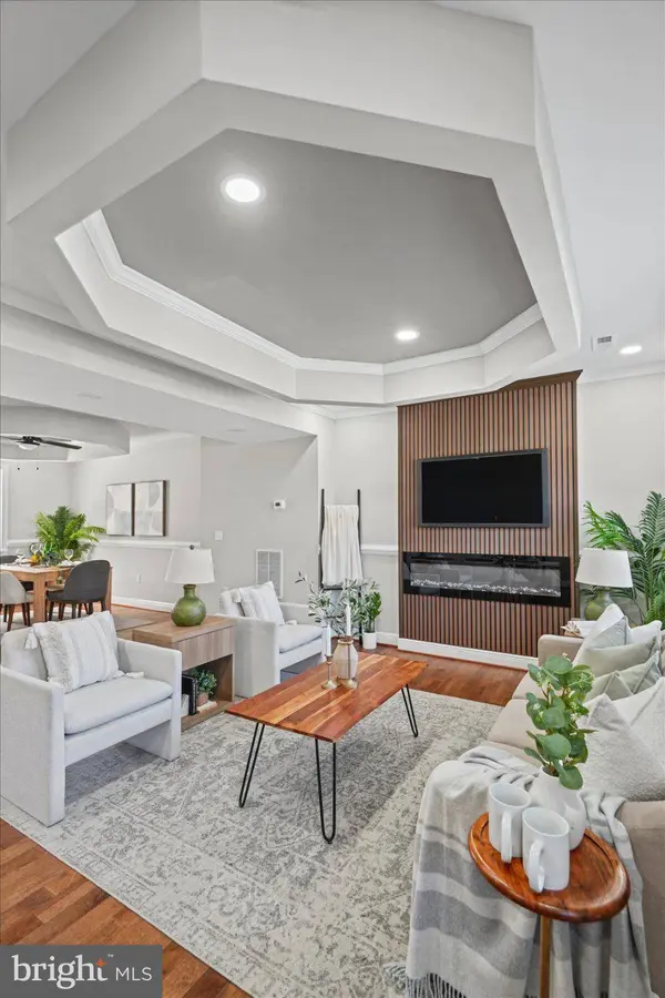 3205 LEIGHTON AVE, Baltimore, MD 21215