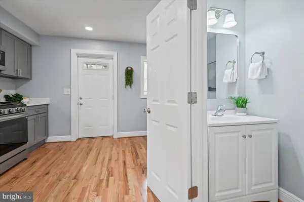 4046 BOARMAN AVE, Baltimore, MD 21215