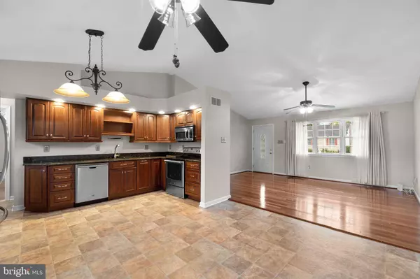 41 JAMES ST, Westminster, MD 21157