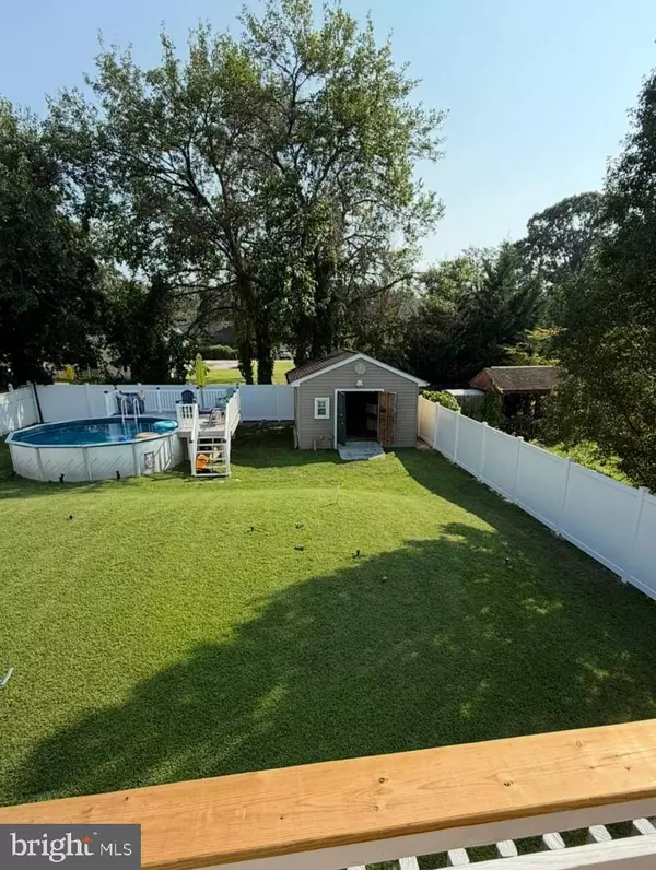 1821 DIVISION RD, Pasadena, MD 21122