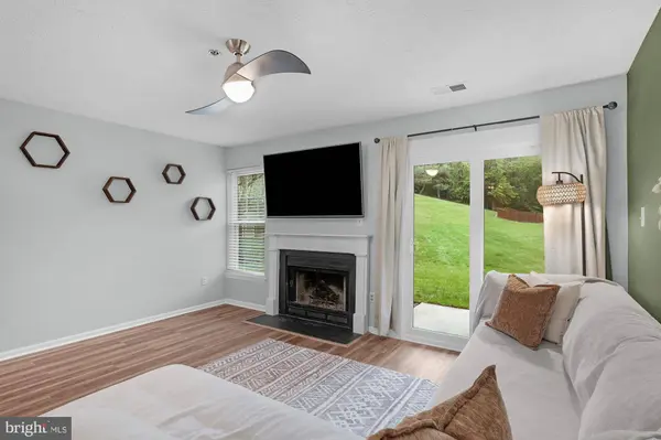 6420 GREEN FIELD RD #802, Elkridge, MD 21075