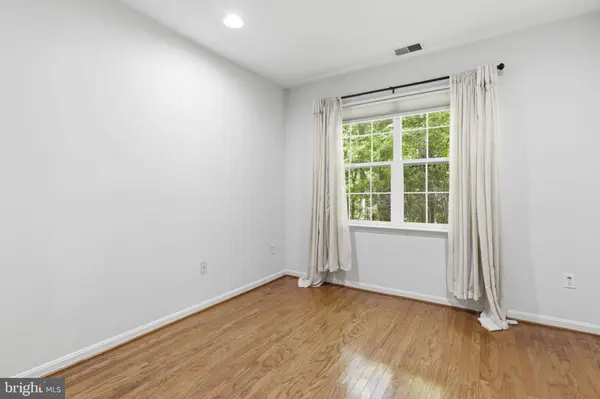 9695 DEVEDENTE DR #100, Owings Mills, MD 21117