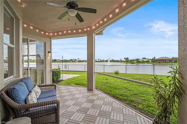 1098 Port Orange WAY, Naples, FL 34120