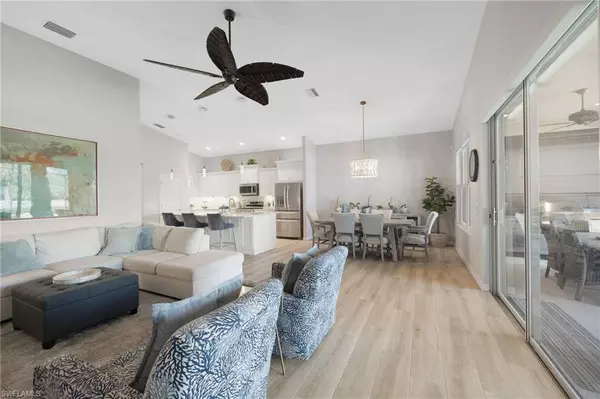 10304 Porto Romano DR, Miromar Lakes, FL 33913