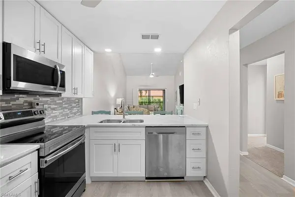 9871 Citadel LN #202, Bonita Springs, FL 34135