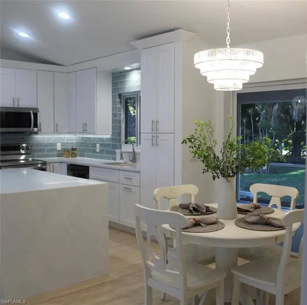 23485 Olde Meadowbrook CIR, Estero, FL 34134