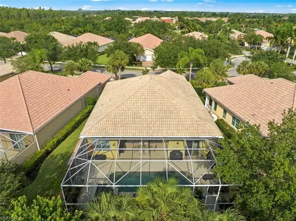 28925 Zamora CT, Bonita Springs, FL 34135