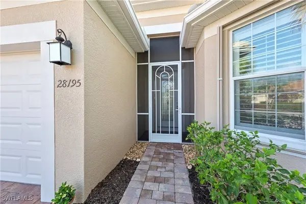 28195 Jewel Fish LN, Bonita Springs, FL 34135
