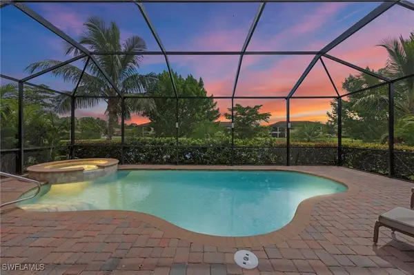 28009 Foxrock CT, Bonita Springs, FL 34135