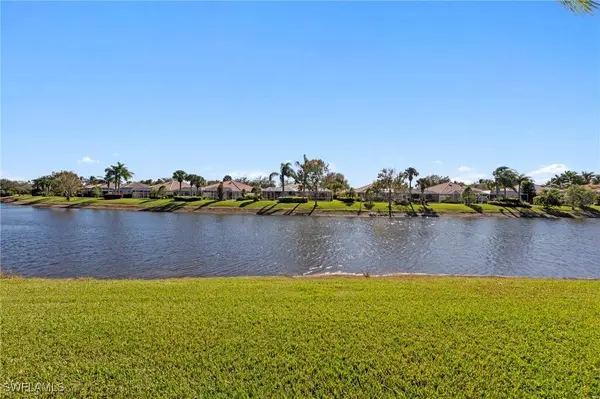 28335 Nautica LN, Bonita Springs, FL 34135