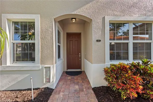 28063 Sosta LN #1, Bonita Springs, FL 34135