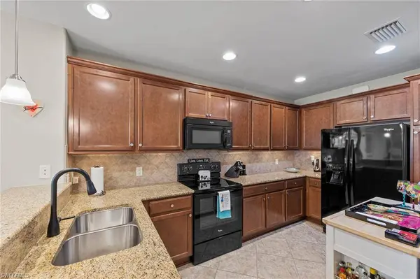 15263 Laughing Gull LN, Bonita Springs, FL 34135