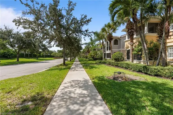 28254 Village Walk CIR S, Bonita Springs, FL 34135