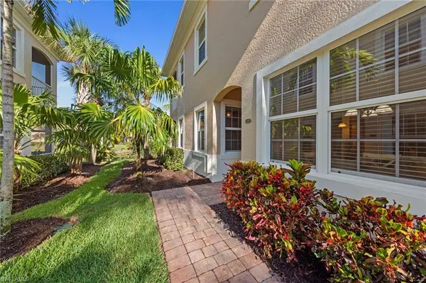 28063 Sosta LN #1, Bonita Springs, FL 34135