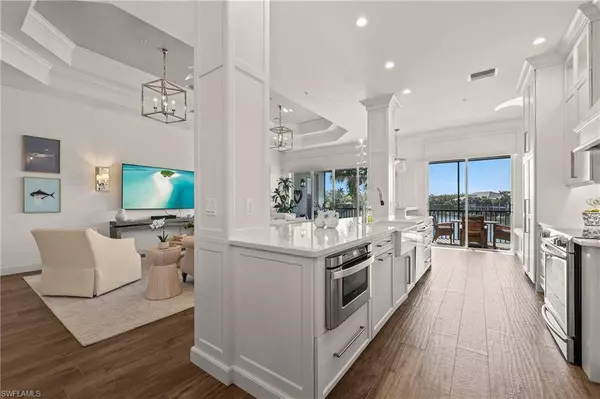 10005 Valiant CT #202, Miromar Lakes, FL 33913