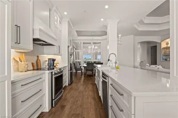 10005 Valiant CT #202, Miromar Lakes, FL 33913