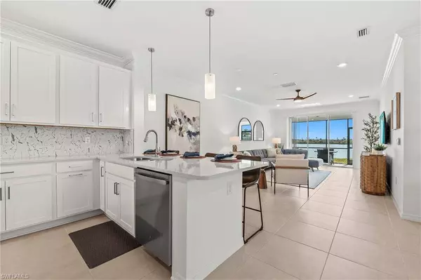 11751 Venetian Lagoon DR #104, Fort Myers, FL 33913