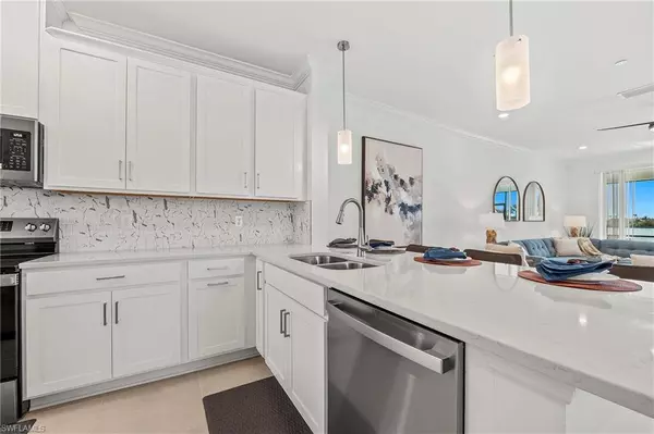 11751 Venetian Lagoon DR #104, Fort Myers, FL 33913