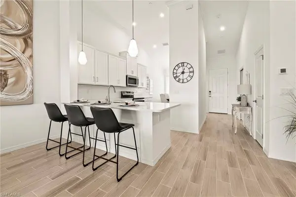 11801 Venetian Lagoon DR #203, Fort Myers, FL 33913