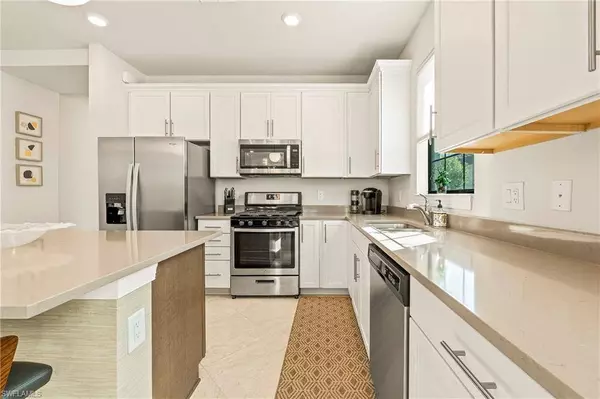 12250 Canal Grande DR, Fort Myers, FL 33913