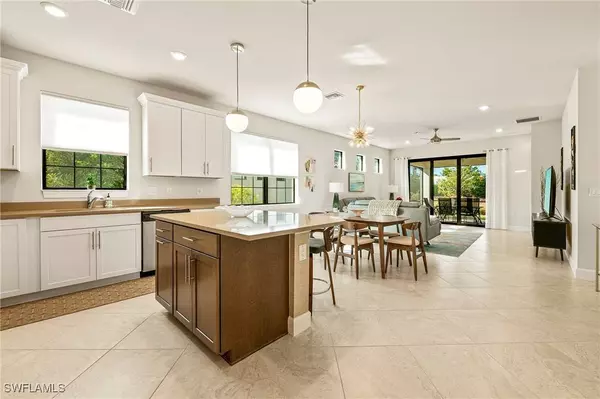 12250 Canal Grande DR, Fort Myers, FL 33913