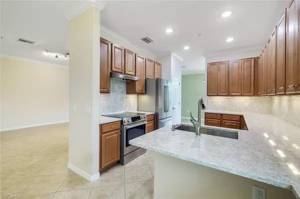 10240 Cobble Notch LOOP #201, Bonita Springs, FL 34135