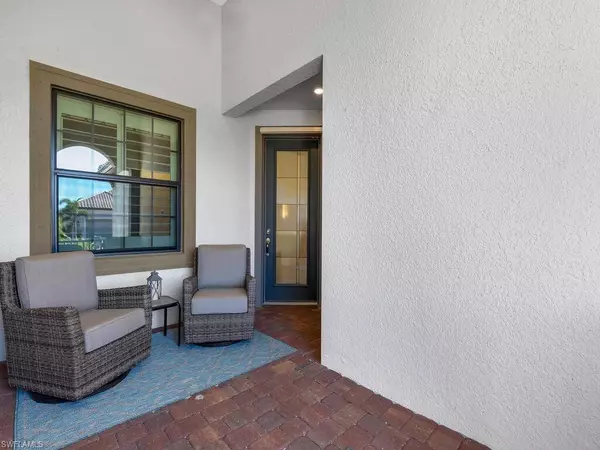 11694 Canal Grande DR, Fort Myers, FL 33913