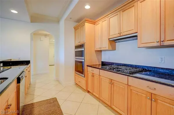 10721 Mirasol DR #301, Miromar Lakes, FL 33913