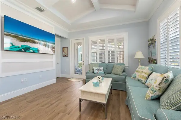 7270 Saona CT, Naples, FL 34113