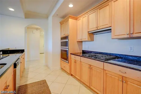 10721 Mirasol DR #301, Miromar Lakes, FL 33913