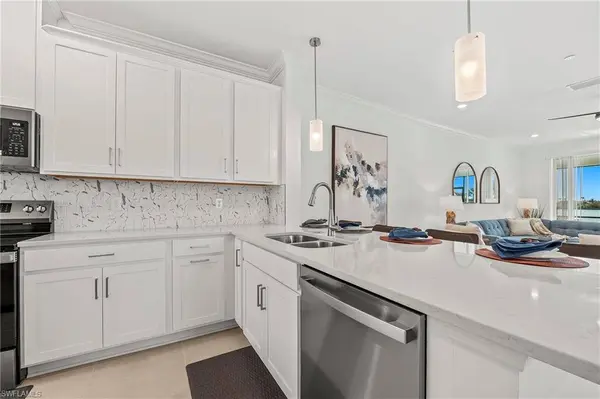 11751 Venetian Lagoon DR #104, Fort Myers, FL 33913