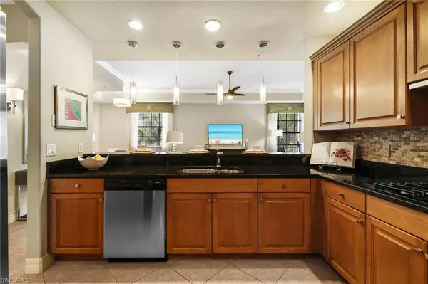 10733 Mirasol DR #311, Miromar Lakes, FL 33913