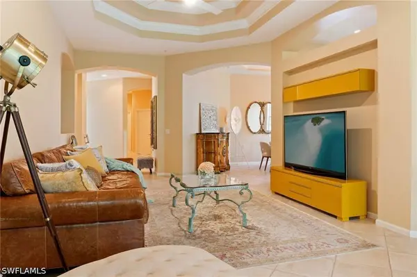 10000 Valiant CT #201, Miromar Lakes, FL 33913